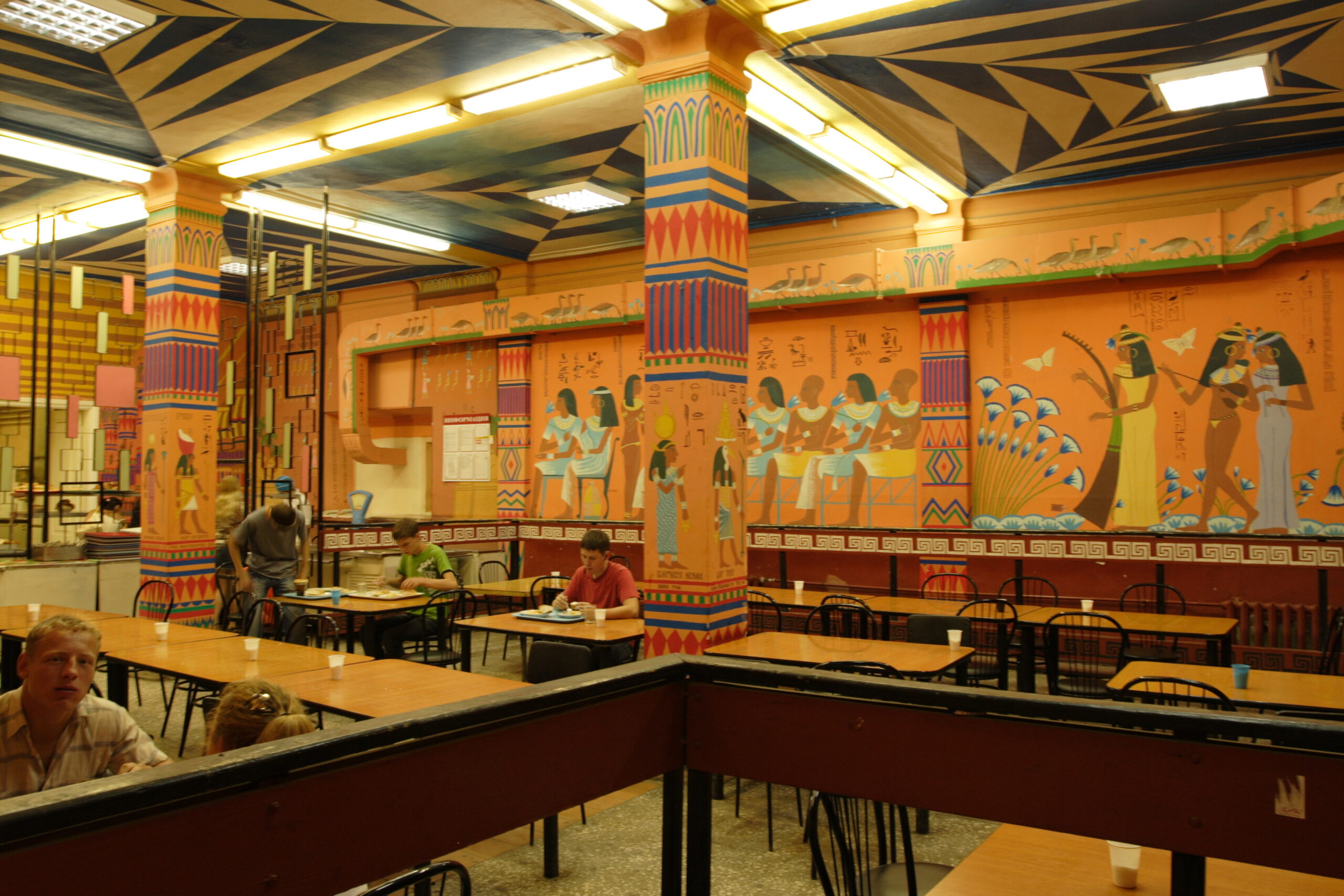 Cantine de mai