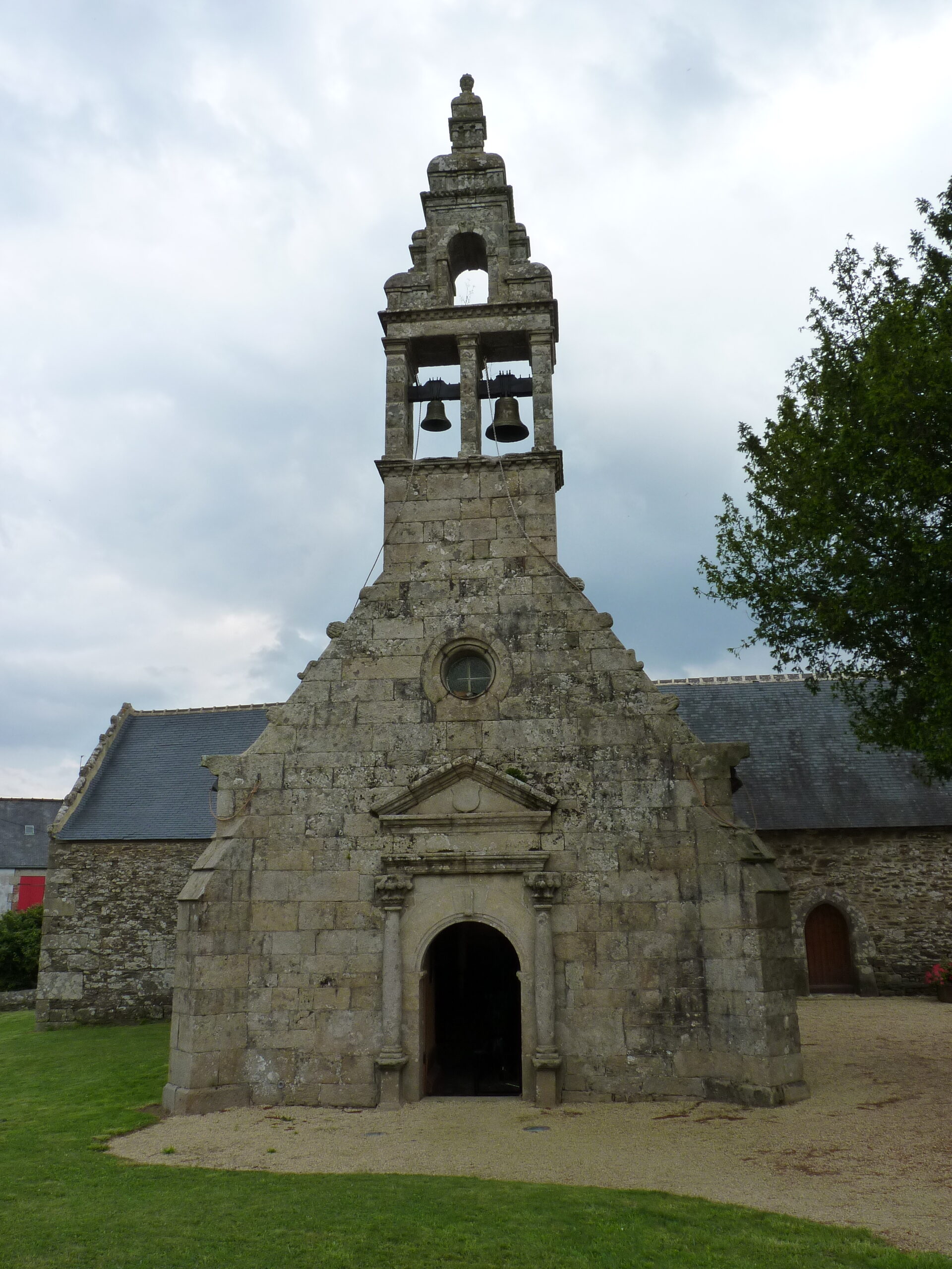 Chapelle et croix Notre-Dame du Dresnay