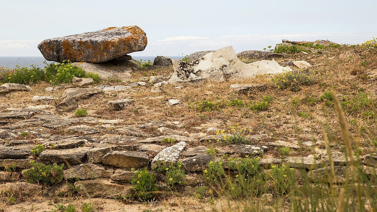 Dolmen de Port-Blanc