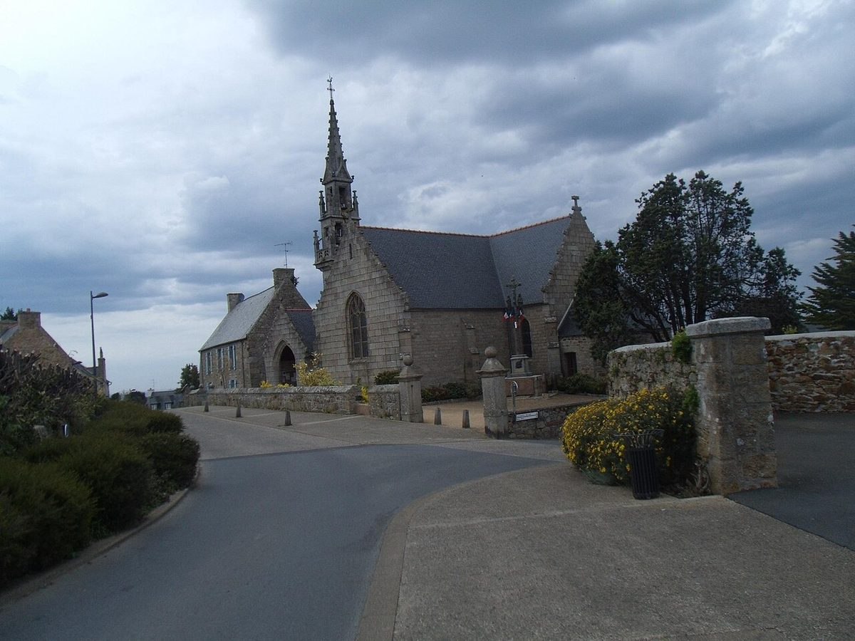 Eglise Saint Léonore et Sainte Anne