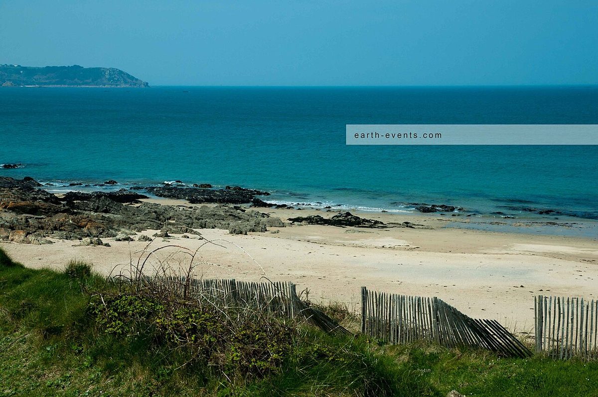 Plage des Sables blancs